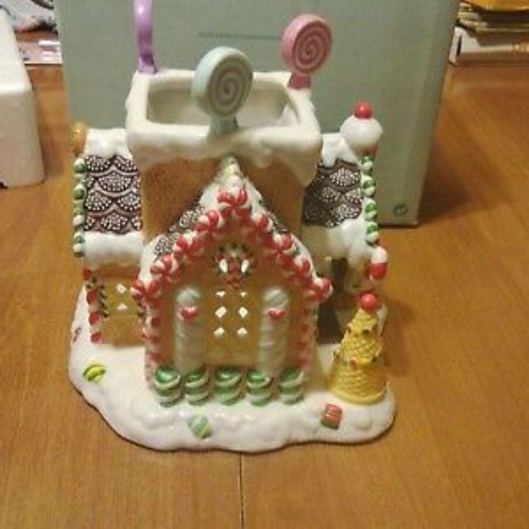 Partylite retired Gingerbread Cottage Collection Series P7901 CANDLE HOLDER